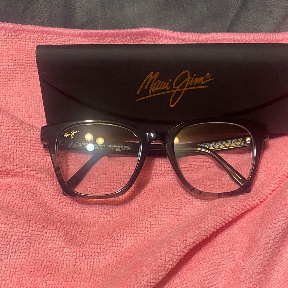 Maui Jim Black Frame Glasses